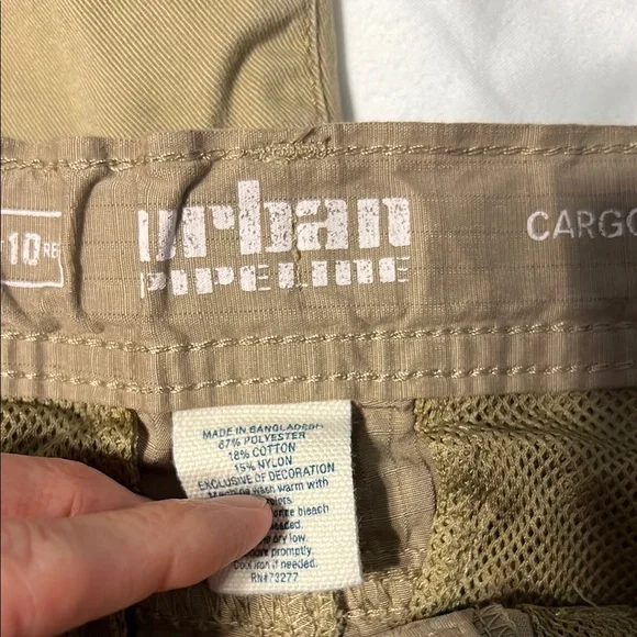 Boys size 8 Tan Cargo Shorts Trio children’s place and Cherokee - Picture 4 of 8